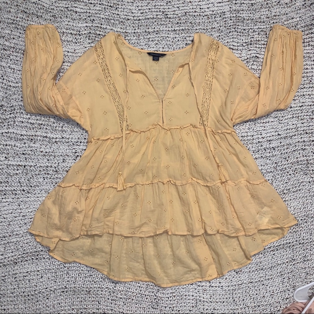 AEO Gorgeous Yellow Blouse w Front Ties